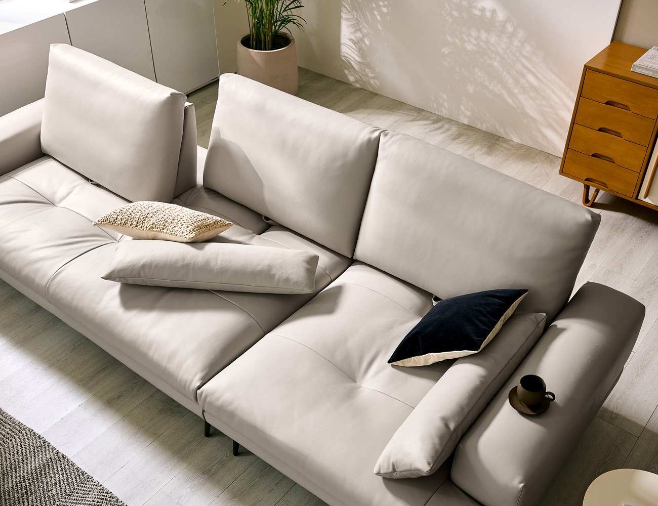 Ghế sofa Swing 4 chỗ có chức năng da bò Italy tự nhiên () kèm 3 gối - sofa da bò Italy 4 chỗ - ảnh 4 | Ghế Sofa 360