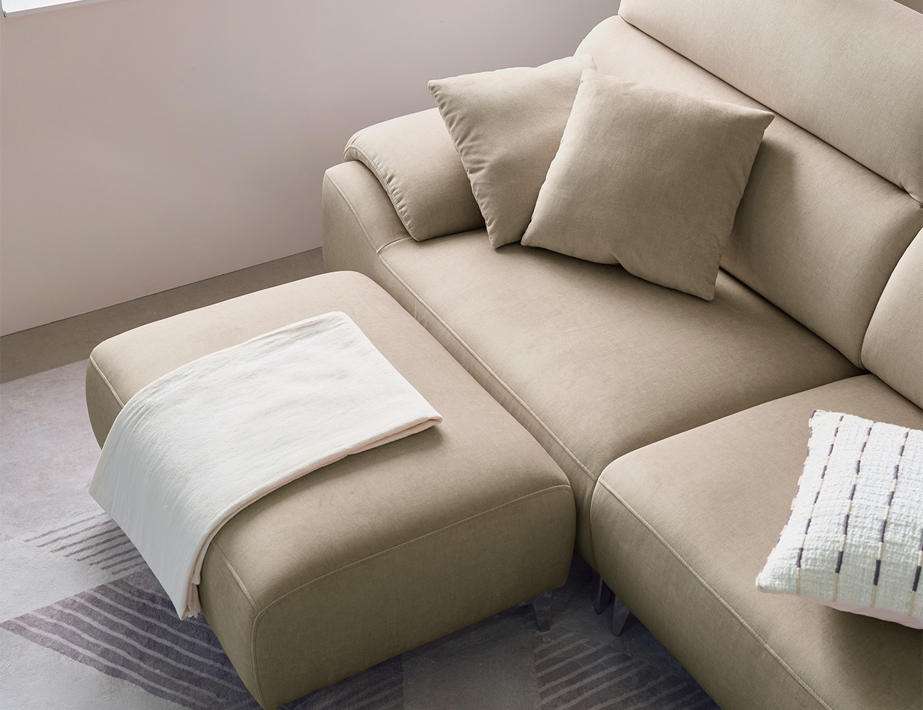 Ghế sofa Signic 4 chỗ có chức năng vải Zenwave kèm 2 gối - ghế sofa bọc nỉ Signic - ảnh 5 | Ghế Sofa 360