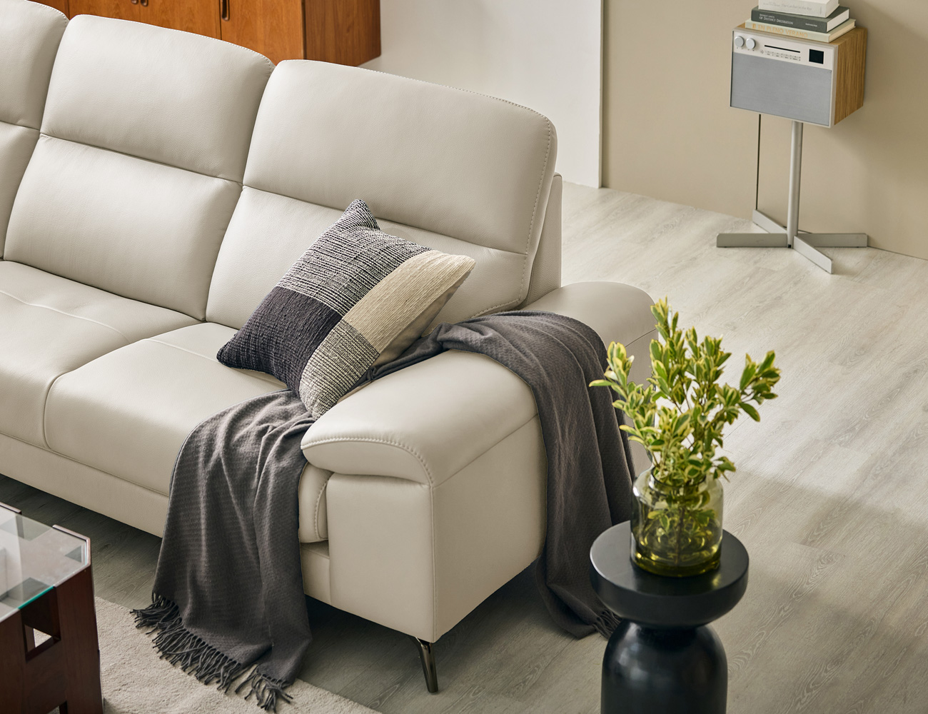 Ghế sofa Draw 3.5 chỗ da bò tự nhiên - sofa da bò thật Draw - ảnh 4 | Ghế Sofa 360