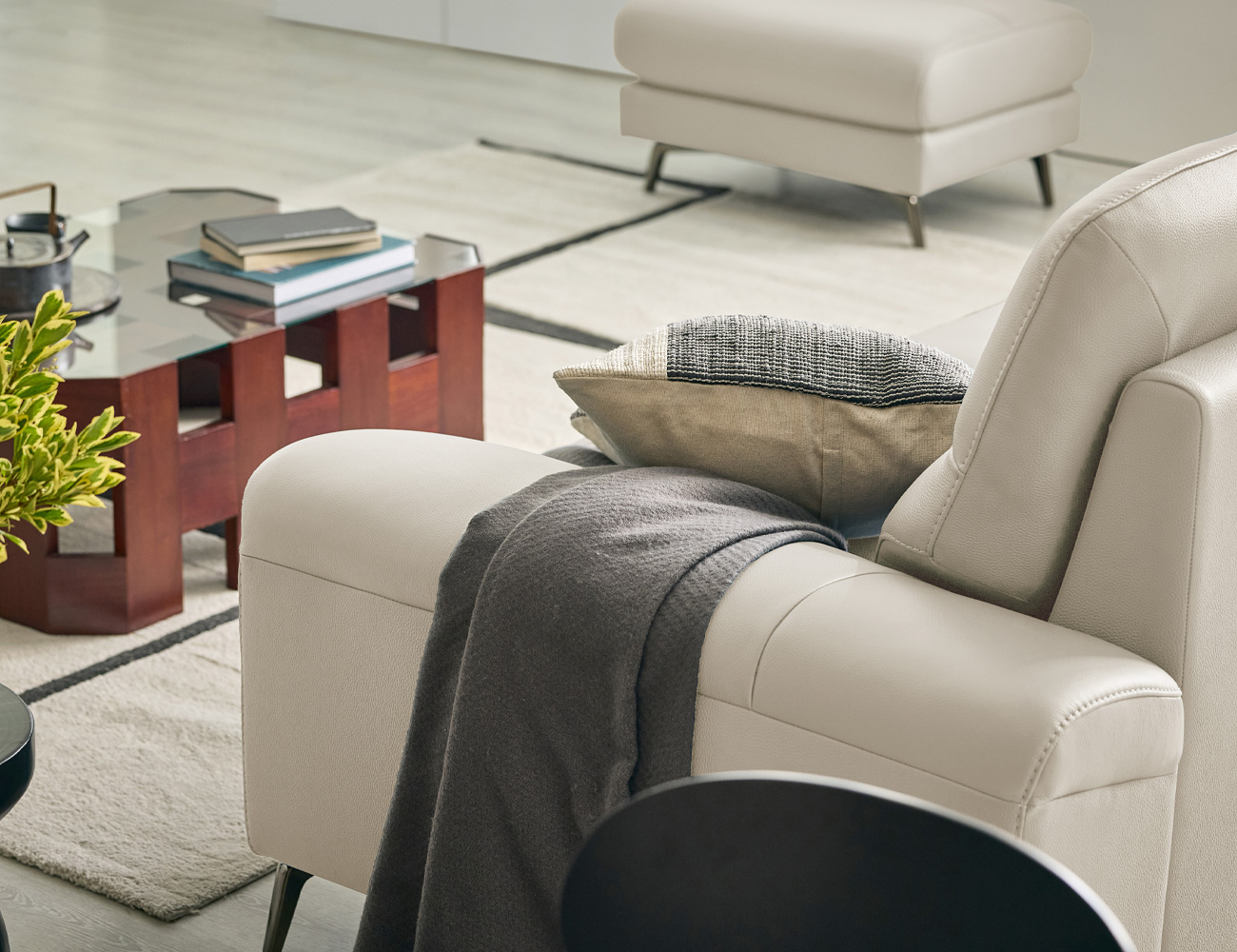 Ghế sofa Draw 3.5 chỗ da bò tự nhiên - sofa da bò thật Draw - ảnh 5 | Ghế Sofa 360