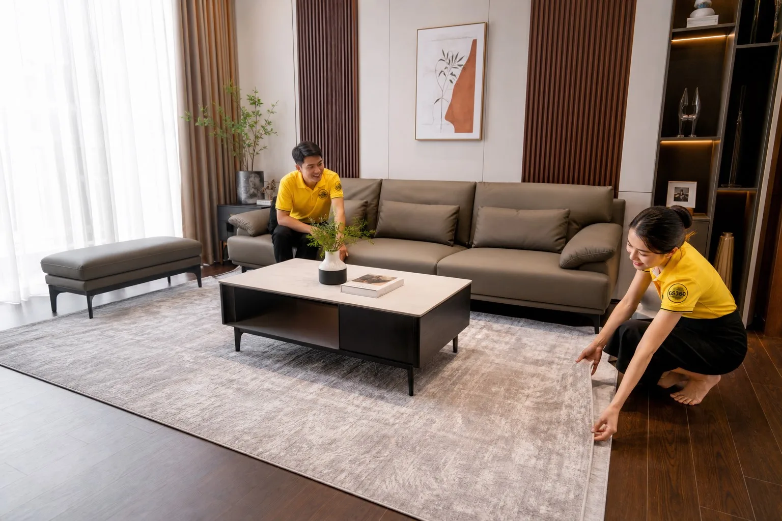 Thảm lớn dưới sofa 3 chỗ và bàn trà phòng khách