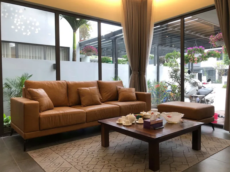 Ghế sofa da bò Italy phòng khách - Ghế Sofa 360 Ghế sofa da bò Italy phòng khách - sofa da thật cao cấp - ảnh 2 thực tế tại showroom Ghế Sofa 360 Hải Phòng