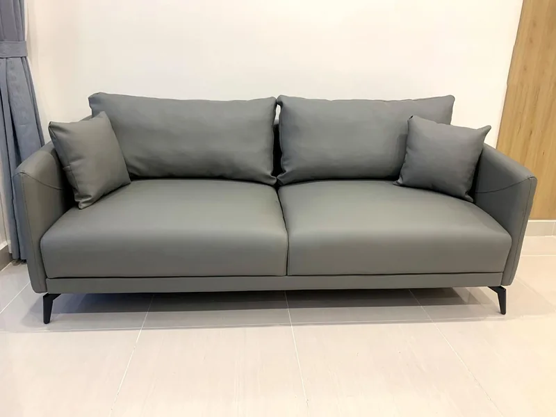 Ghế sofa da phòng khách - R11 - sofa da thật cao cấp - ảnh 2 thực tế tại showroom Ghế Sofa 360 Hải Phòng